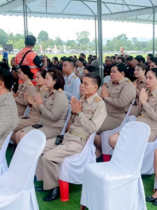 ร่วมพิธีทอดผ้าป่าสามัคคีเพื่อสมทบทุนสนับสนุนการดำเนินงานของชุดรักษาความปลอดภัยหมู่บ้าน (ชรบ.) ... พารามิเตอร์รูปภาพ 1